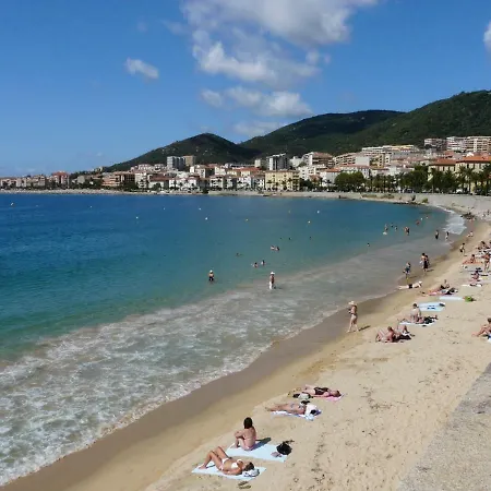 T2 Neuf Hyper-centre Climatise 2 Pas De La Plage Ajaccio (Corsica)